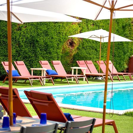 Hotel La Perna بيرنيه لو فونتينز المظهر الخارجي الصورة